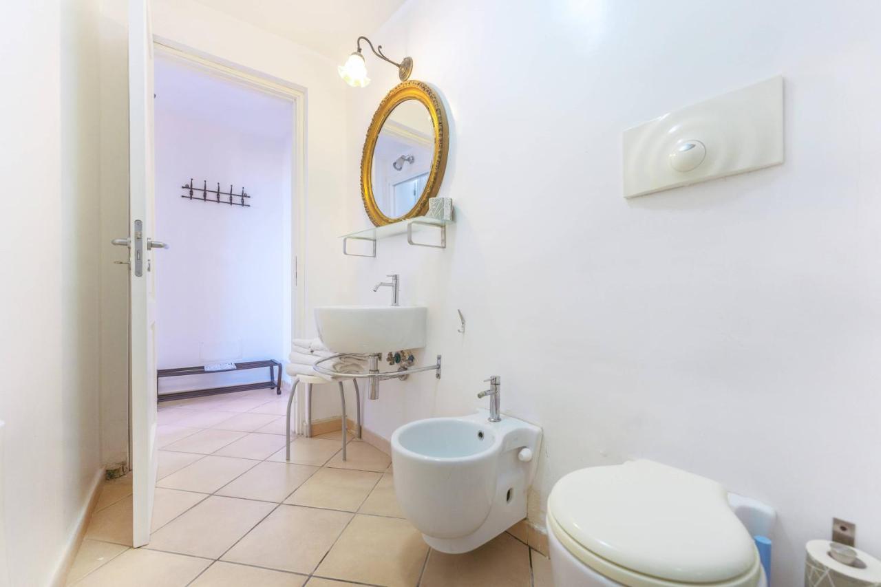 Palazzo Attila - Gioia Apartments Procida Exterior photo