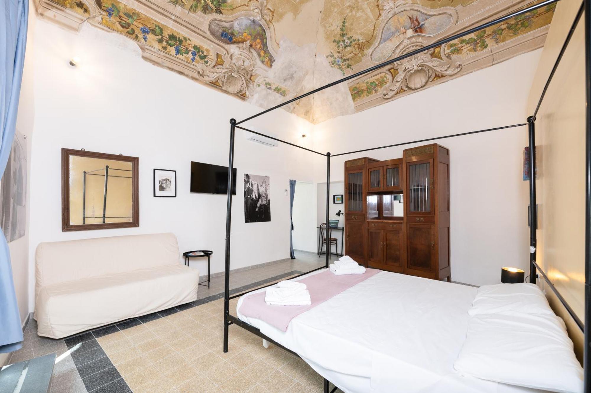 Palazzo Attila - Gioia Apartments Procida Exterior photo